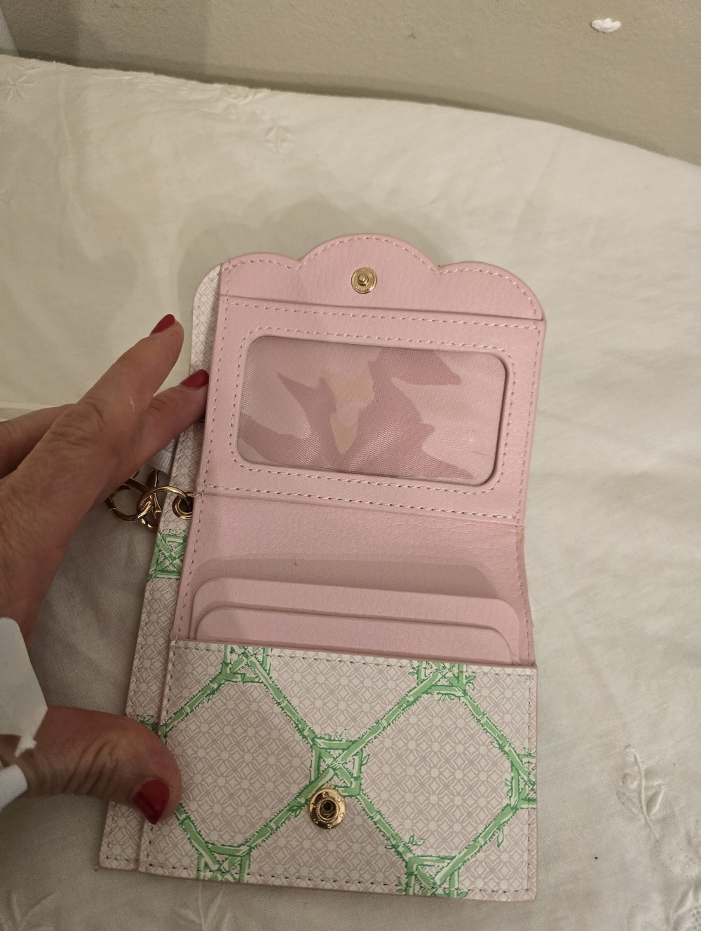 Lilly Pulitzer Snap ID Card Case in the Butterfly Trellis Pattern- New With Tags - Picture 4 of 8